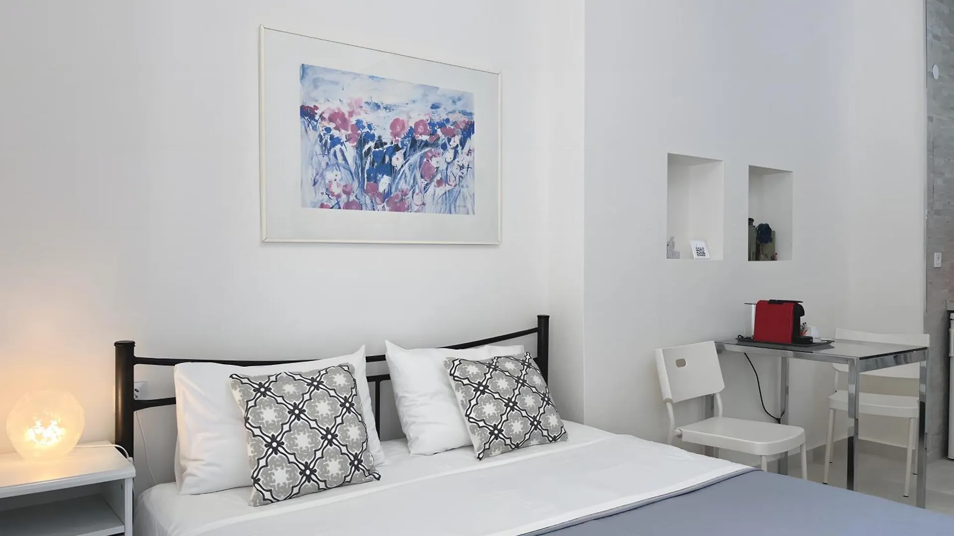 Aparthotel Almira Studios Sarti
